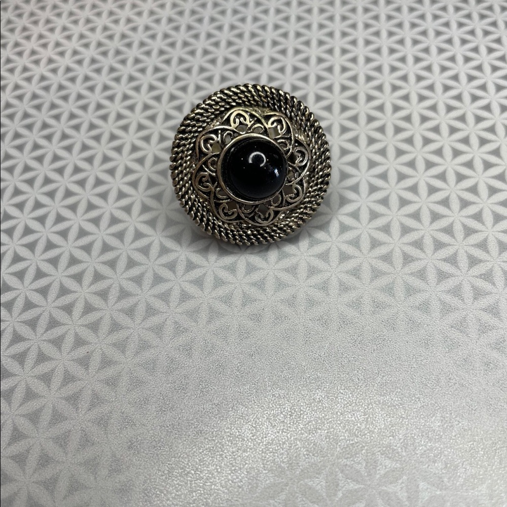 Chunky Ring With Black Stone, elastic band